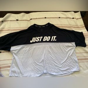 Nike cropped shirt
